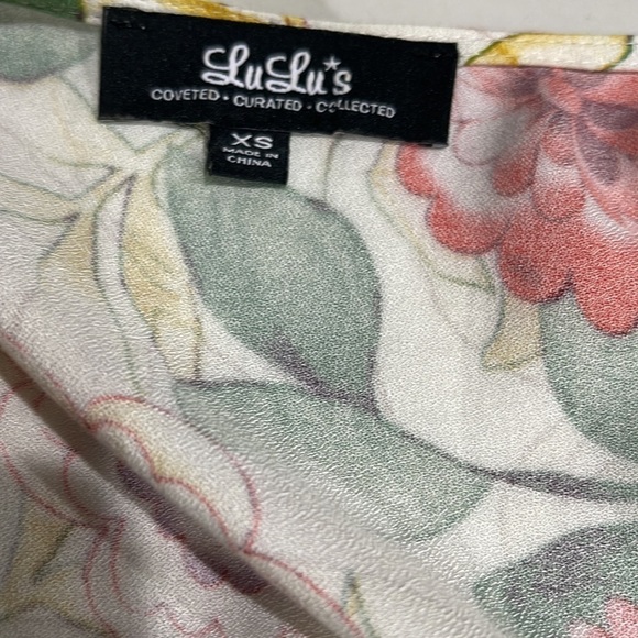 Lulu’s Vine Art Ivory Floral Wrap Maxi Dress  SZ XS - Picture 8 of 9